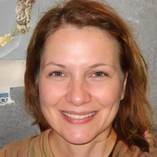 <em>Laura Hernández</em>